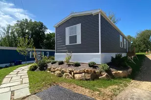 2140 Horseshoe Park, Honey Brook, PA 19344 - Photo 3
