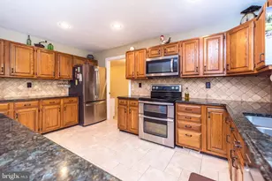 1813 Alyssa Ln, Pottstown, PA 19465 - Photo 21