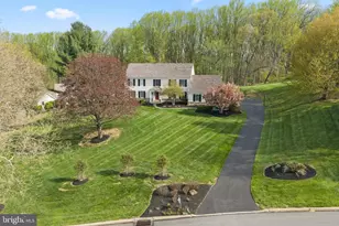 132 Three Ponds Ln, Malvern, PA 19355 - Photo 3