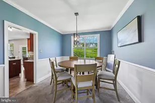 404 Country Edge Cir, Downingtown, PA 19335 - Photo 7