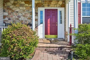 404 Country Edge Cir, Downingtown, PA 19335 - Photo 3