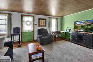 451 James St, Honey Brook, PA 19344 - Photo 5