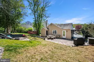 1105 Vermont Ln, Downingtown, PA 19335 - Photo 3