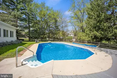 8 Locust Drive, Malvern, PA 19355 - Photo 5