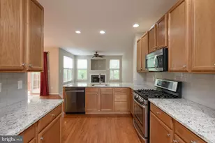 228 Cherry Ln, Kennett Square, PA 19348 - Photo 3