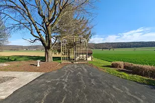 3422 Compass Rd, Gap, PA 17527 - Photo 9