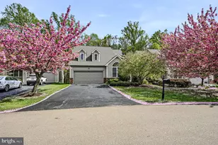 22 Pyles Mountain Ln, Avondale, PA 19311 - Photo 3