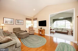 100 Gaston Ln, Coatesville, PA 19320 - Photo 9