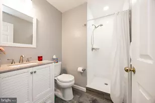 32 Cabot Ct, Chesterbrook, PA 19087 - Photo 25