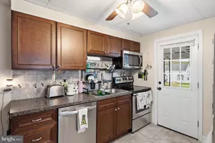 216 Grant St, Parkesburg, PA 19365 - Photo 3