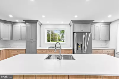 244 W Summit Avenue, West Grove, PA 19390 - Photo 9