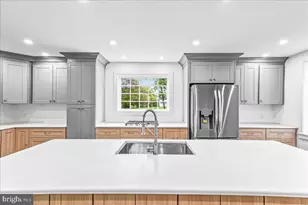 244 W Summit Ave, West Grove, PA 19390 - Photo 9