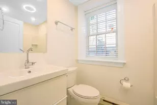8 N New St, West Chester, PA 19380 - Photo 25