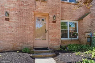 13 Rampart Dr, Chesterbrook, PA 19087 - Photo 3