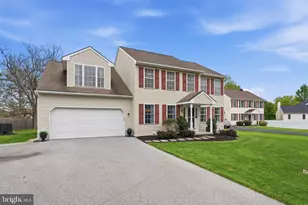 106 Stonebridge Ln, Downingtown, PA 19335 - Photo 3