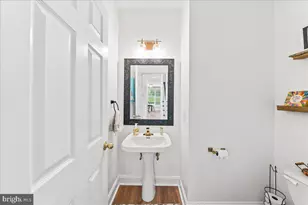 706 Whispering Brooke Dr, Newtown Square, PA 19073 - Photo 19