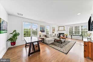 706 Whispering Brooke Dr, Newtown Square, PA 19073 - Photo 9