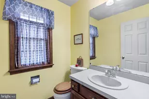 125 Derby Dr, Elverson, PA 19520 - Photo 3