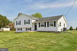 2720 W Chester Rd, Downingtown, PA 19335 - Photo 3