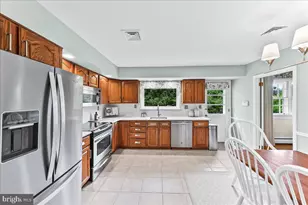 1026 Waltham Rd, Berwyn, PA 19312 - Photo 21