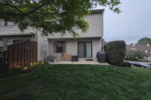 2105 Stoneham Dr, West Chester, PA 19382 - Photo 17