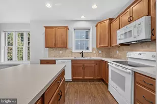 252 Honeycroft Blvd, Cochranville, PA 19330 - Photo 3