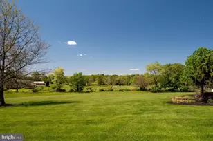 93 Hearthstone Cir, Phoenixville, PA 19460 - Photo 51