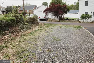 151 Walnut St, Spring City, PA 19475 - Photo 25