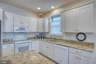 814 Summer Breeze Path, Cochranville, PA 19330 - Photo 15