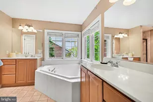 417 Vineyard Ln, Downingtown, PA 19335 - Photo 17