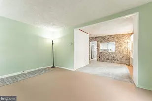 263 S Mount Airy Rd, Coatesville, PA 19320 - Photo 7