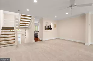 33 Cabot Ct, Chesterbrook, PA 19087 - Photo 5