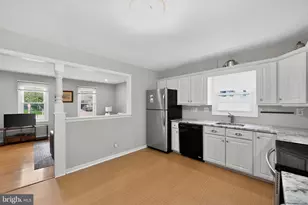 192 Plaza Dr, Downingtown, PA 19335 - Photo 11
