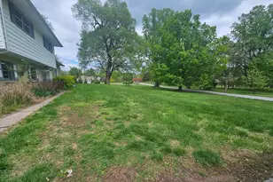 1256 Surrey Rd, West Chester, PA 19382 - Photo 3