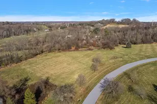 1337 Carolannes Way, West Chester, PA 19382 - Photo 3