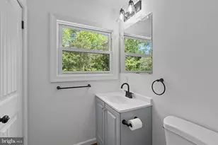 970 Kingsway Dr, Coatesville, PA 19320 - Photo 31