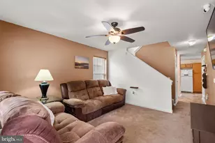 415 Colina Ln, Coatesville, PA 19320 - Photo 3
