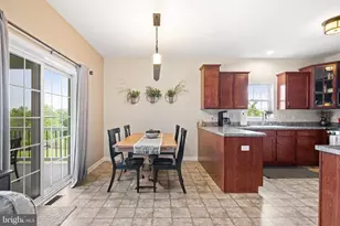 1012 Country Walk Dr, Pottstown, PA 19465 - Photo 17