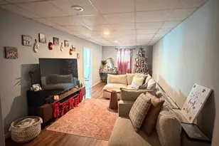 102 W State St, Kennett Square, PA 19348 - Photo 3