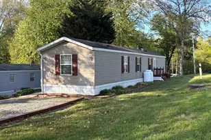 13 Wood Dr, Nottingham, PA 19362 - Photo 1
