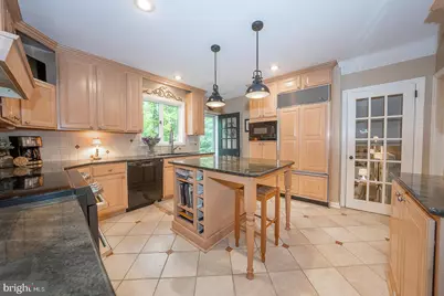 290 Forest Hills Circle, Devon, PA 19333 - Photo 5