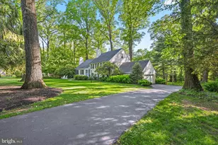290 Forest Hills Cir, Devon, PA 19333 - Photo 27