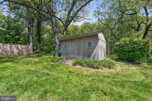 215 N Limestone Rd, Parkesburg, PA 19365 - Photo 33