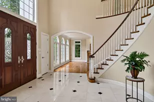606 Longchamps Dr, Devon, PA 19333 - Photo 3