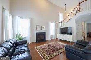 305 McFarland Dr, Downingtown, PA 19335 - Photo 9