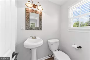 893 Westtown Rd, West Chester, PA 19382 - Photo 19