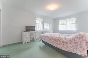1239 Upton Cir, West Chester, PA 19380 - Photo 39