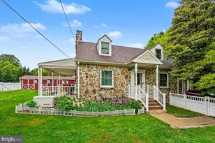 683 Ridge Rd, Spring City, PA 19475 - Photo 3