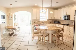 208 Belgian Dr, Spring City, PA 19475 - Photo 13