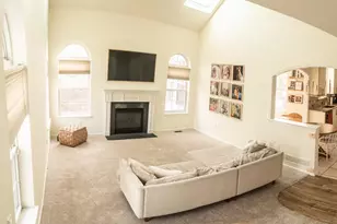 208 Belgian Dr, Spring City, PA 19475 - Photo 21